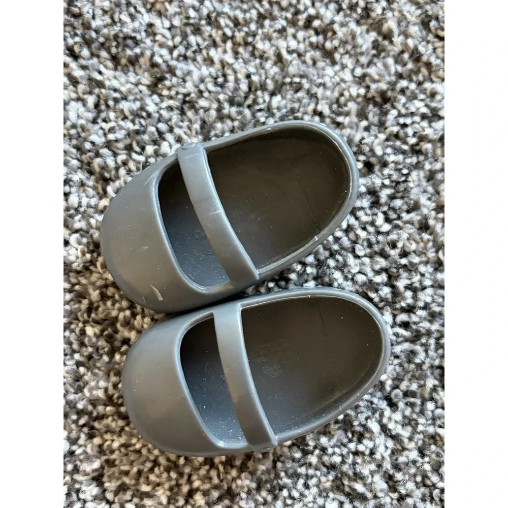 Our Generation Doll Slippers Shoes‎ Gray Plastic
